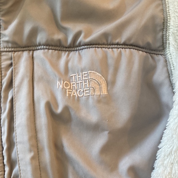 White and gray North Face Jacket - Picture 2 of 4